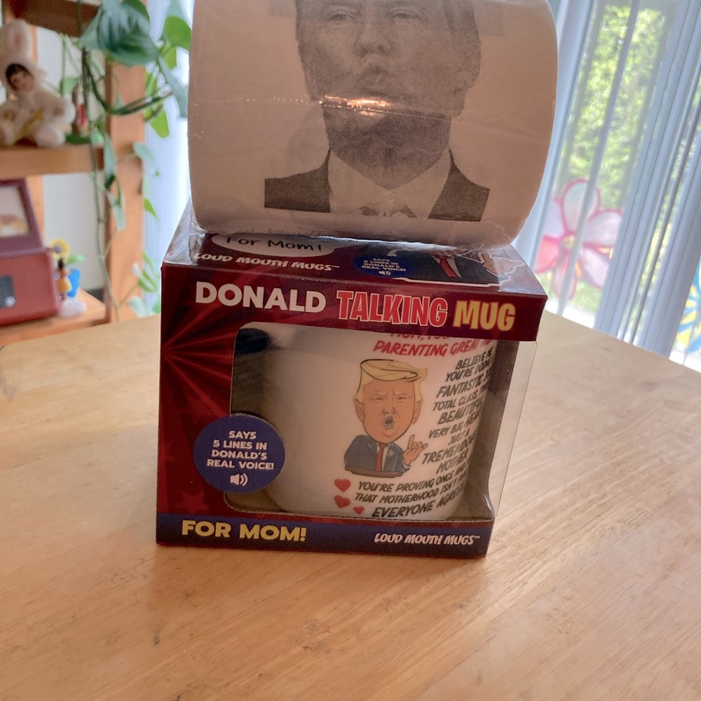 Donald Trump cup for Mom Plus T.P !